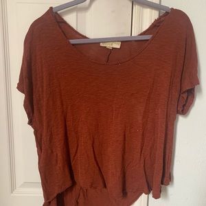 Rust / burnt orange tee